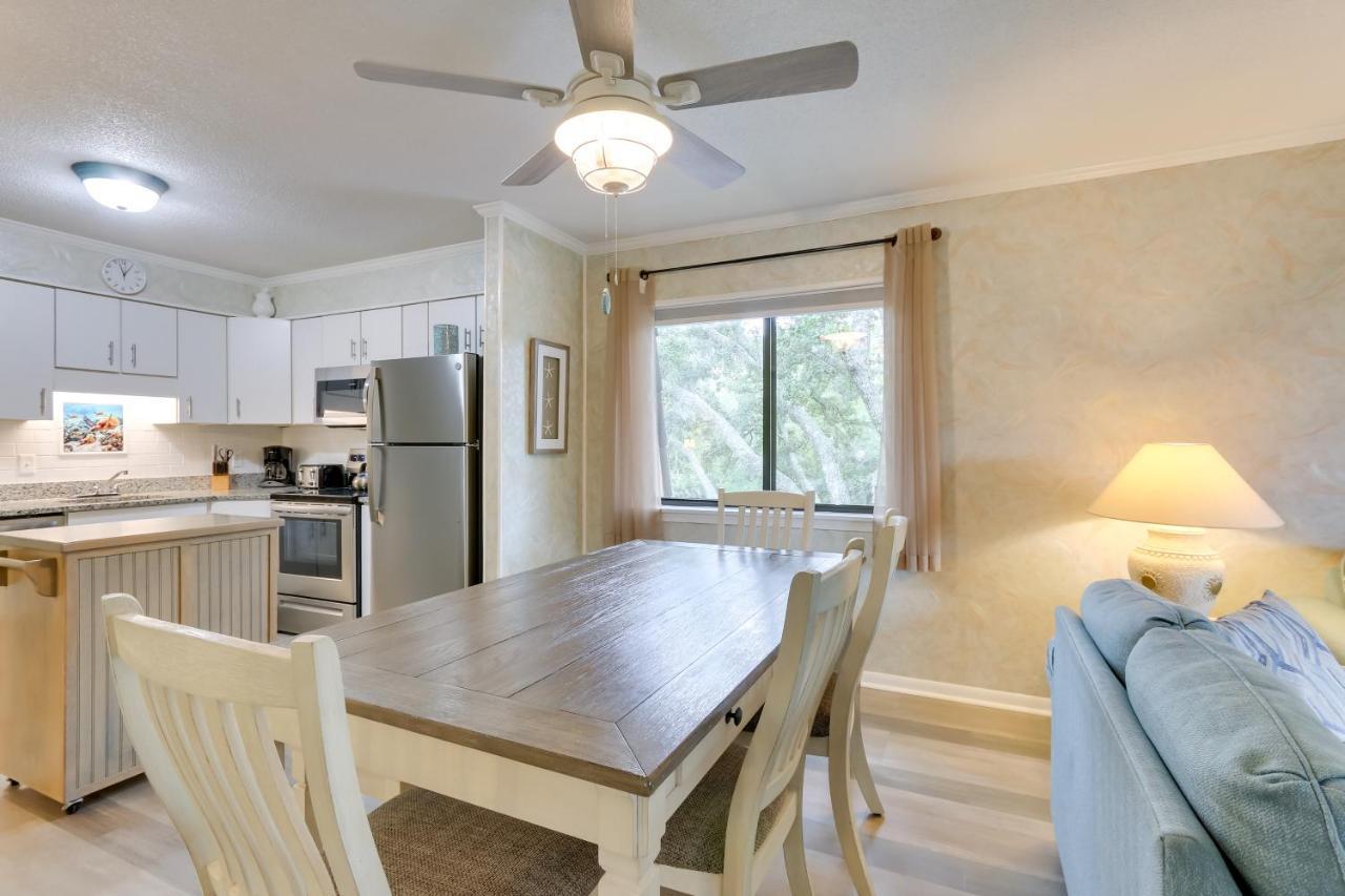 Hilton Head Condo With Balcony And Pool, Walk To Beach Île de Hilton-Head Extérieur photo
