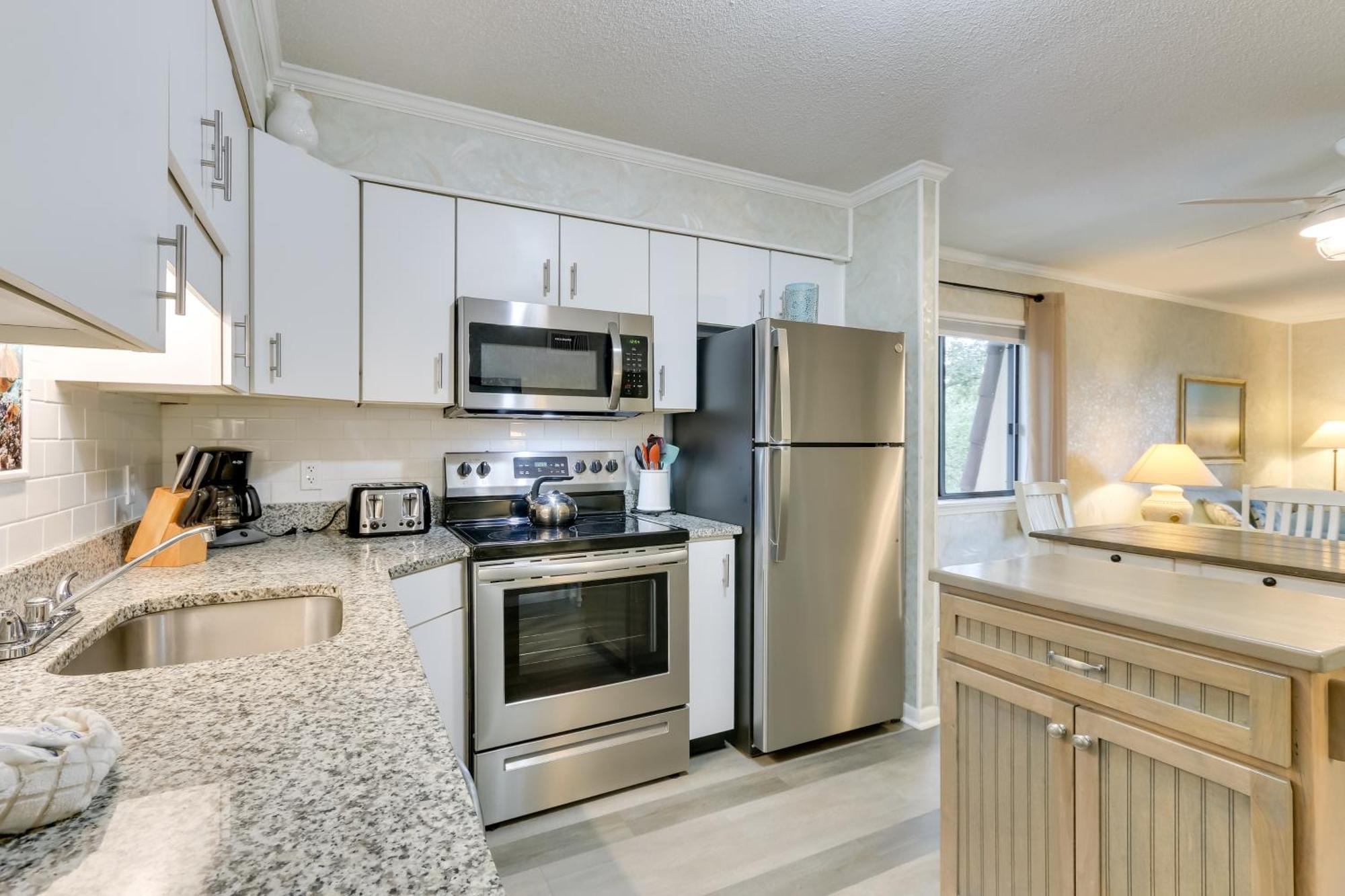 Hilton Head Condo With Balcony And Pool, Walk To Beach Île de Hilton-Head Extérieur photo